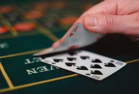 dịch vụ khách hàng Kubet